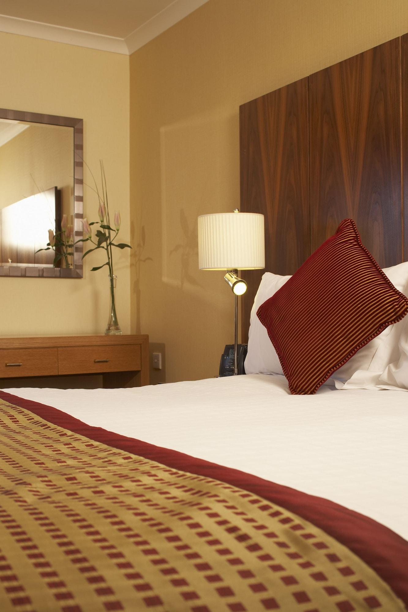 Delta Hotels By Marriott Milton Keynes Zewnętrze zdjęcie