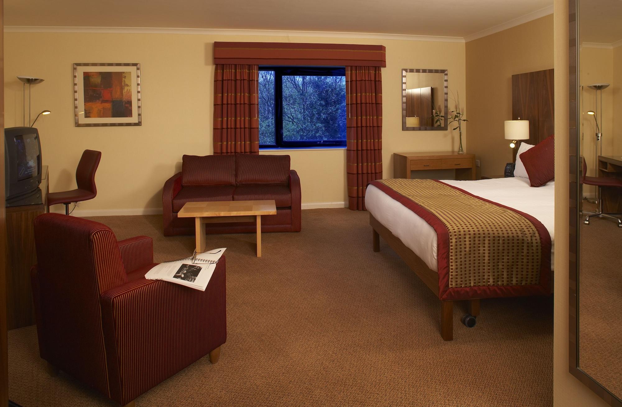 Delta Hotels By Marriott Milton Keynes Zewnętrze zdjęcie