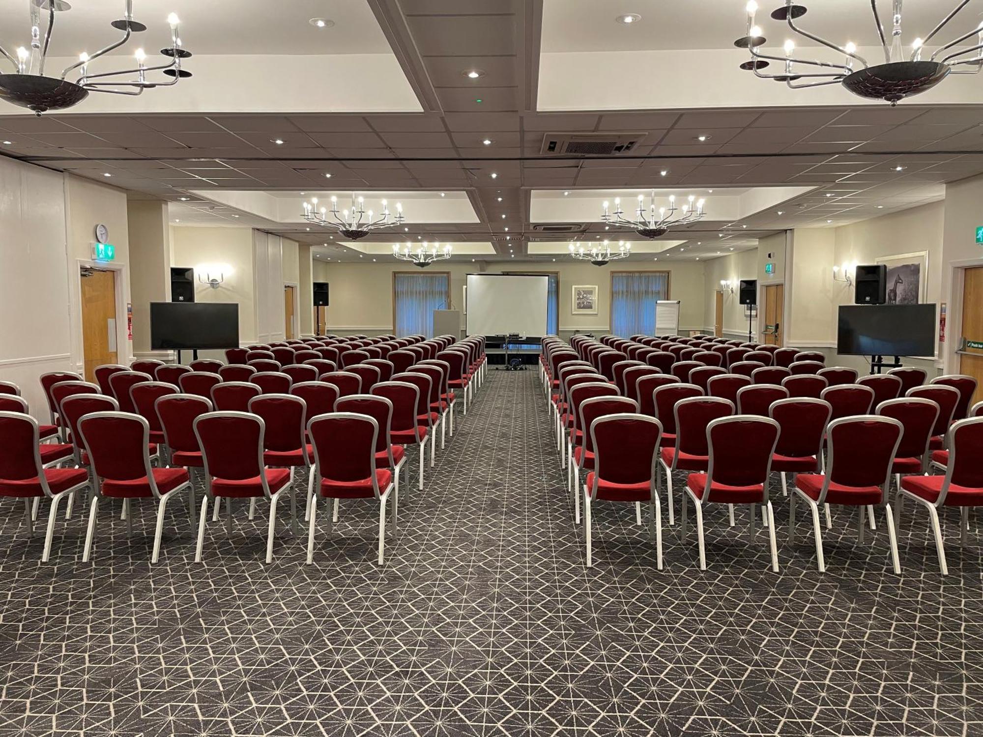 Delta Hotels By Marriott Milton Keynes Zewnętrze zdjęcie