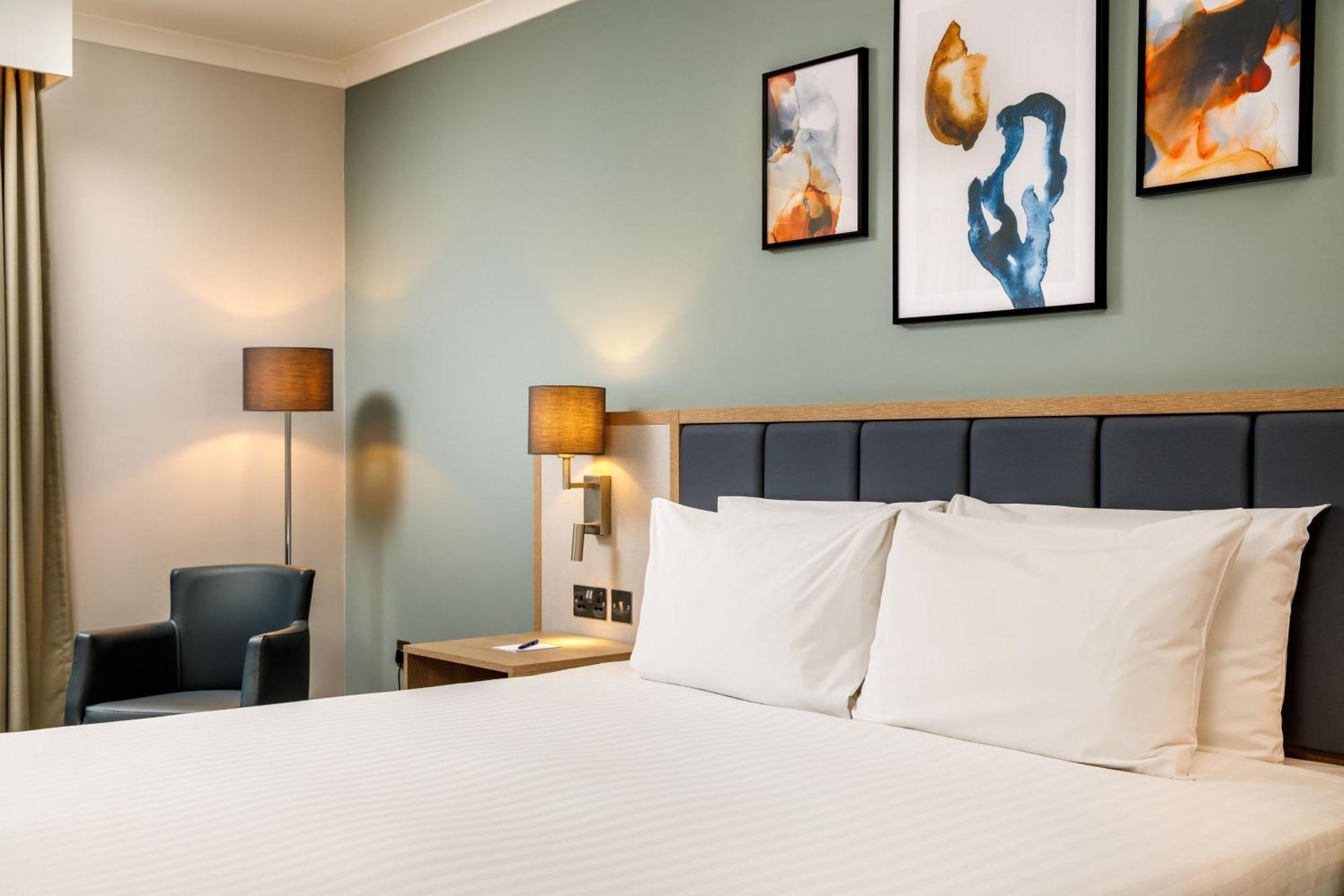 Delta Hotels By Marriott Milton Keynes Zewnętrze zdjęcie