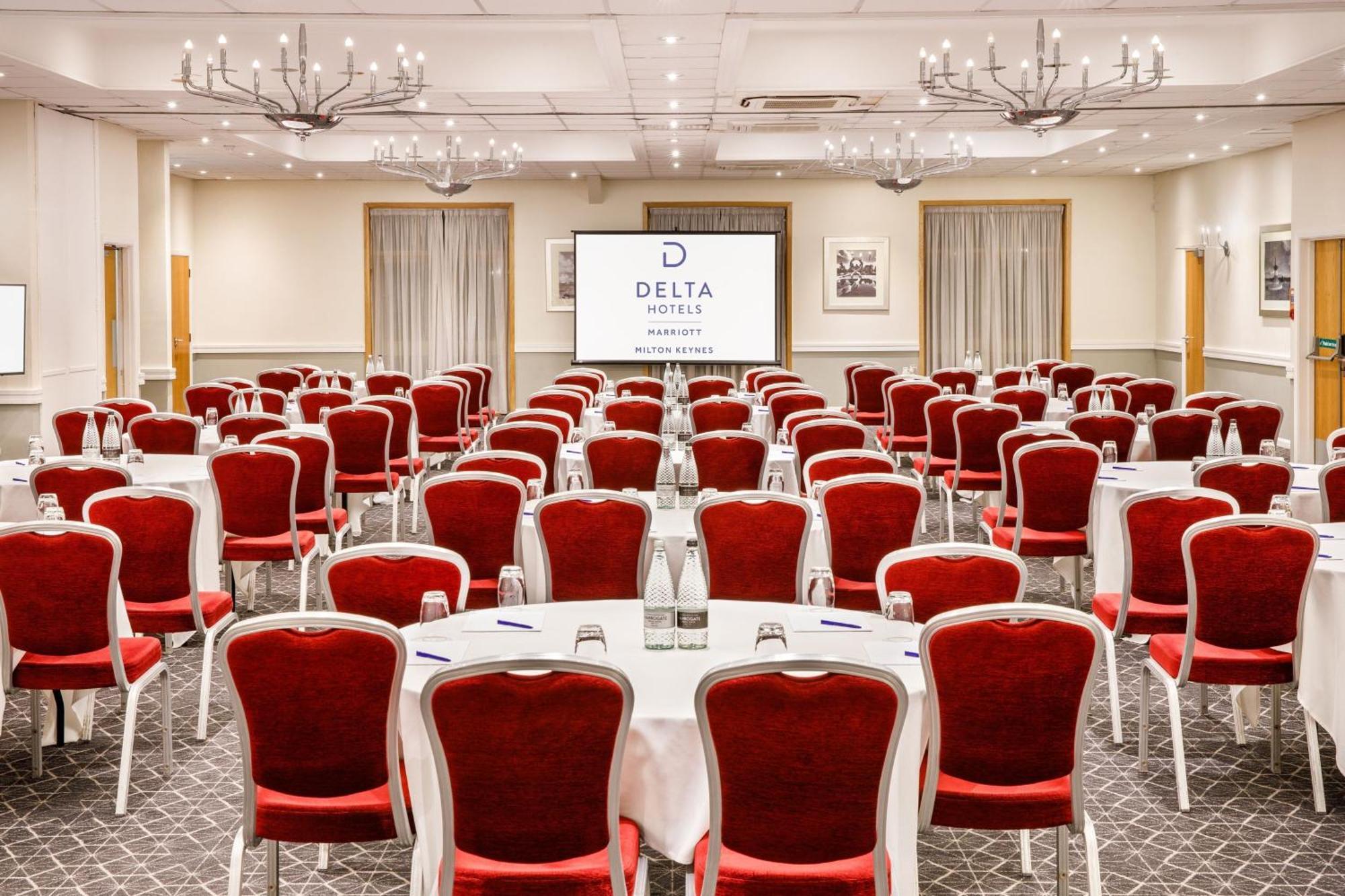 Delta Hotels By Marriott Milton Keynes Zewnętrze zdjęcie