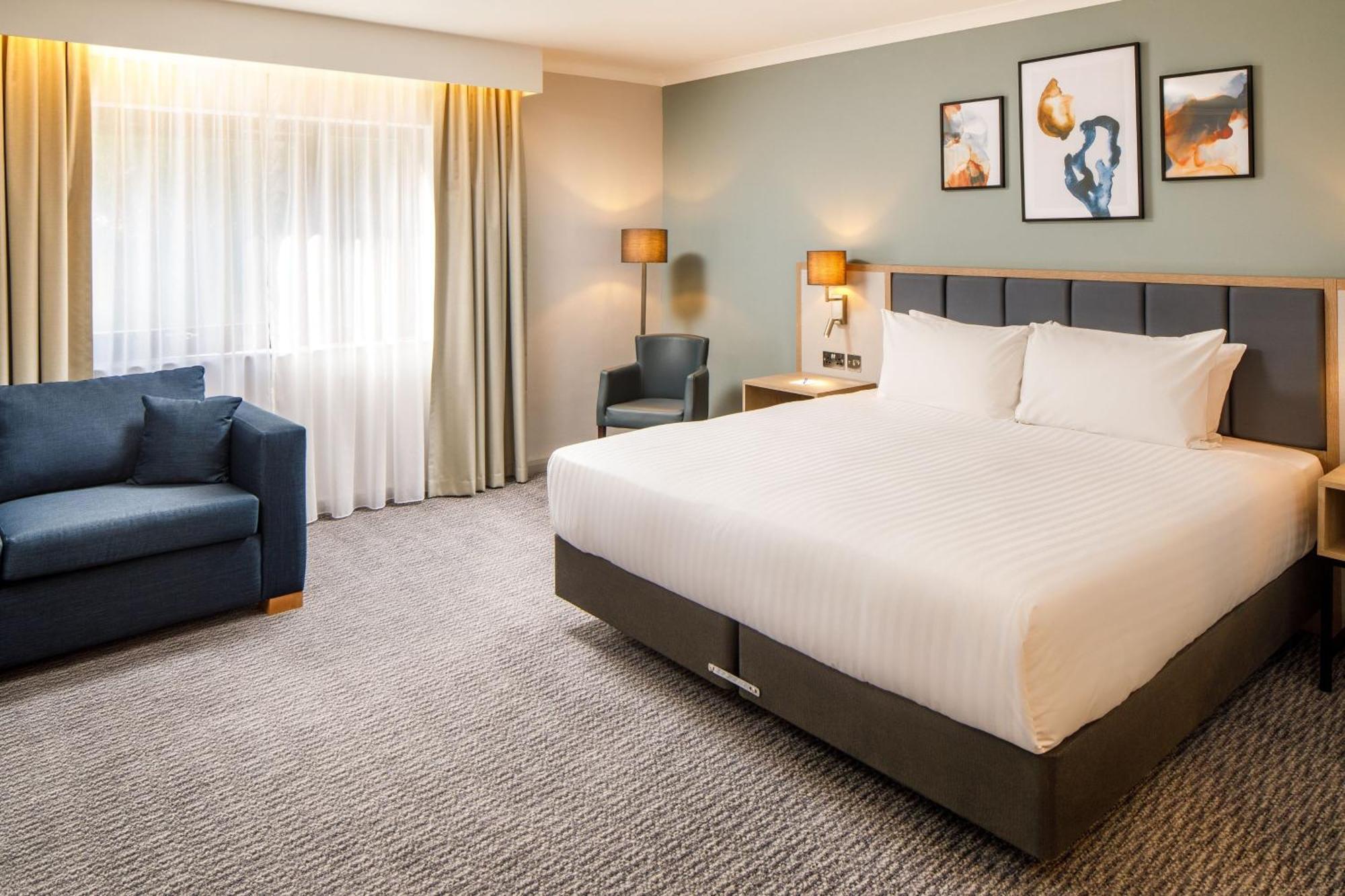 Delta Hotels By Marriott Milton Keynes Zewnętrze zdjęcie