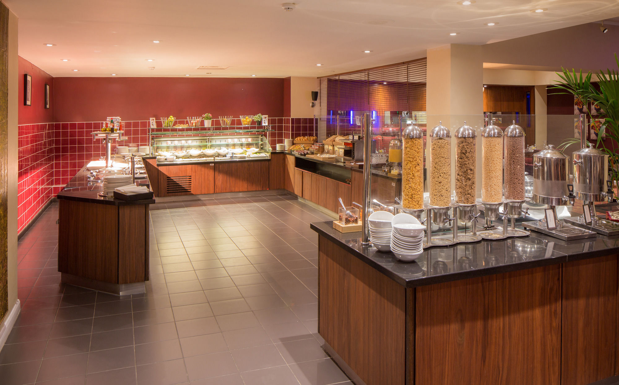 Delta Hotels By Marriott Milton Keynes Zewnętrze zdjęcie